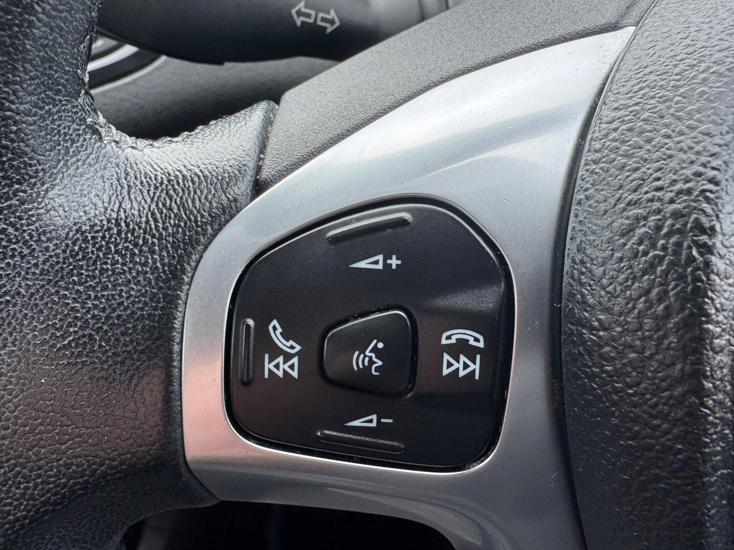 Used Ford Fiesta 2016 for sale - 77908645: Photo 44