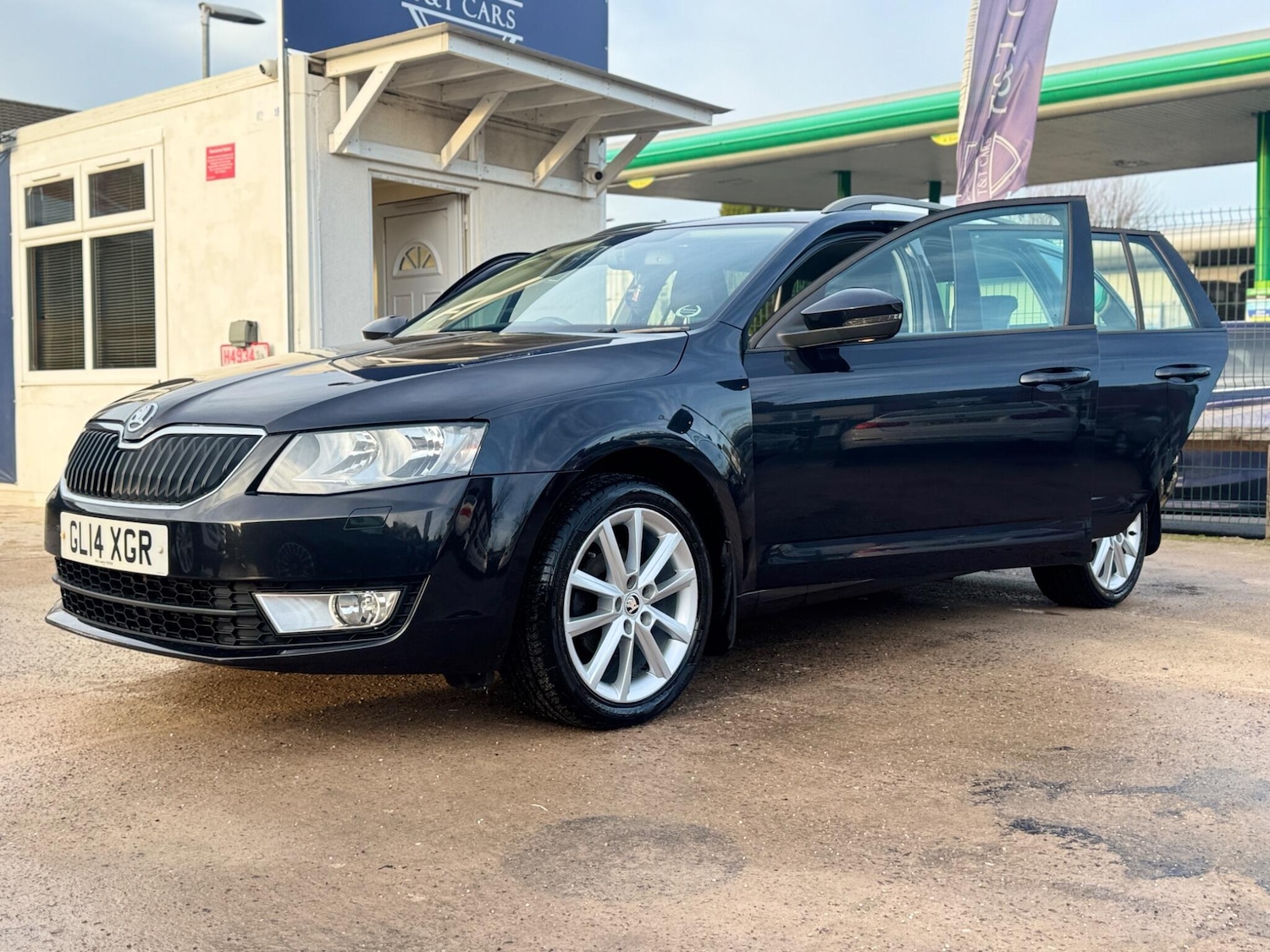 Used Skoda Octavia 2014 for sale - 76935786: Photo 24