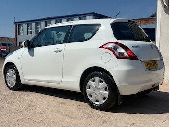 Used Suzuki Swift 2016 for sale - 79496801: Photo