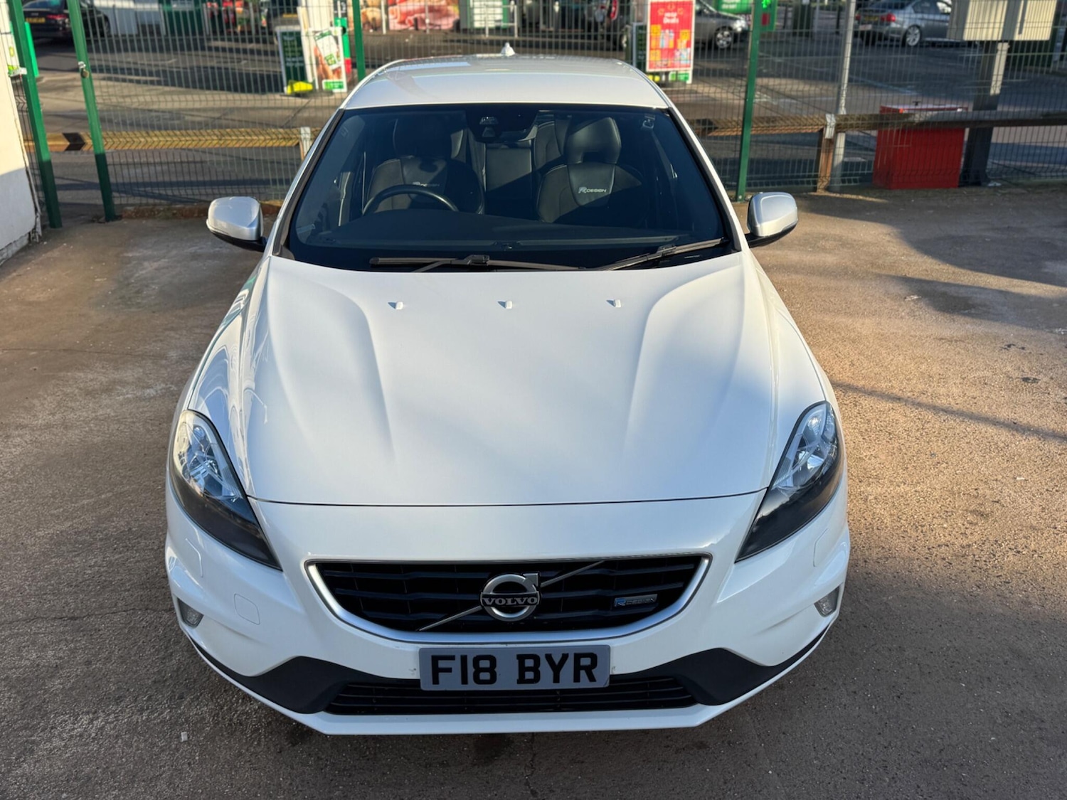 Used Volvo V40 2014 for sale - 77163436: Photo 10