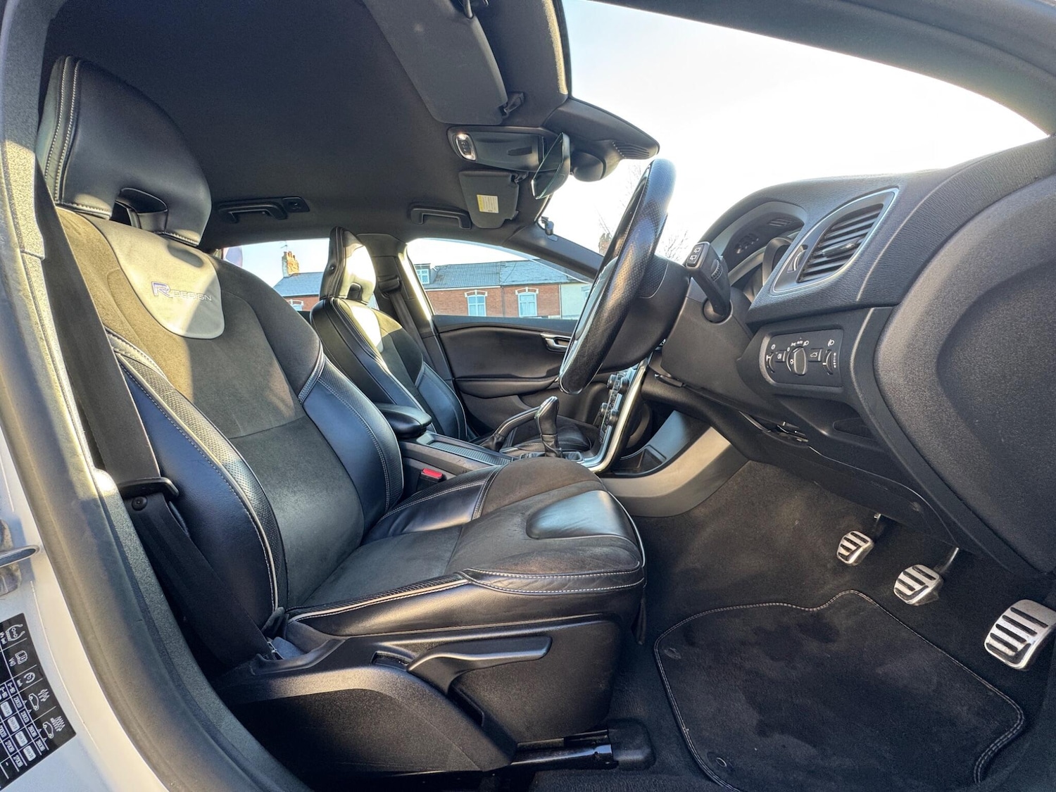 Used Volvo V40 2014 for sale - 77163436: Photo 26