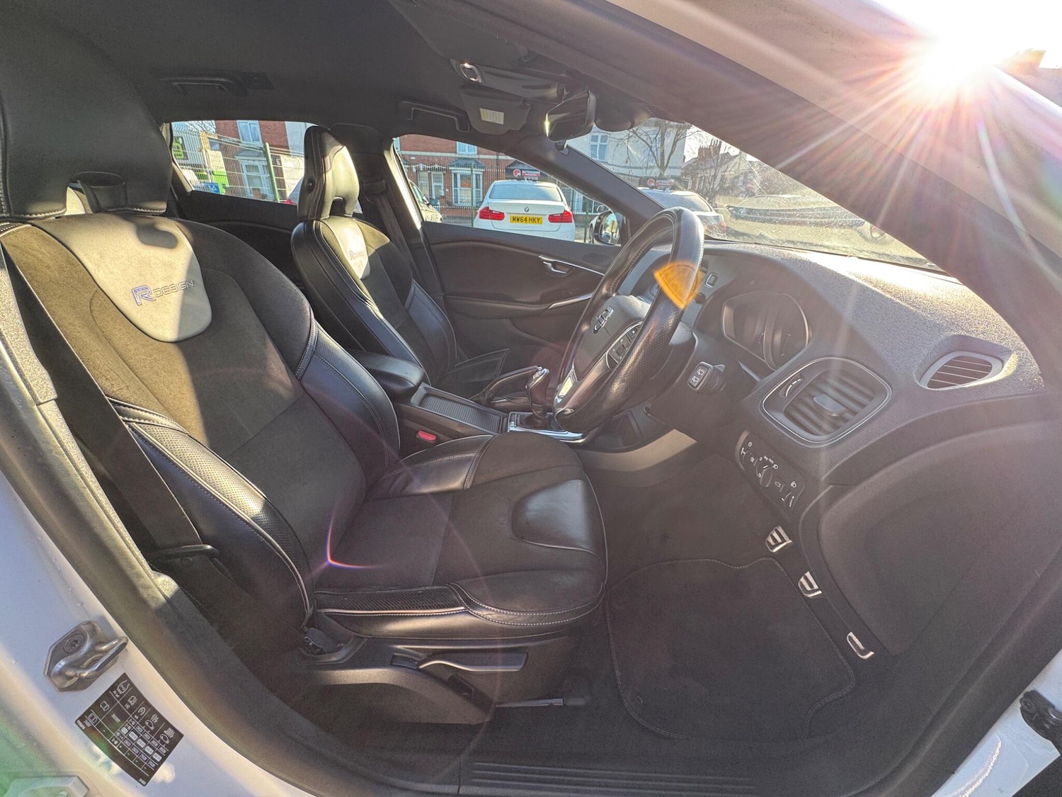 Used Volvo V40 2014 for sale - 77163436: Photo 28