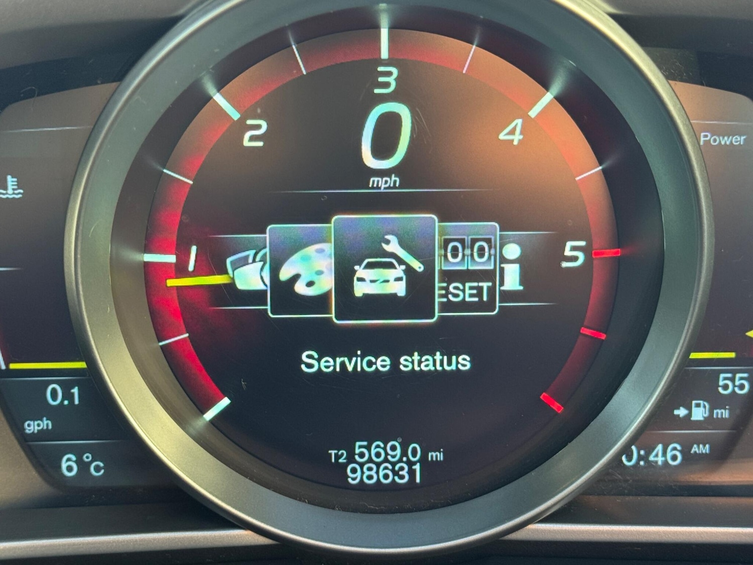 Used Volvo V40 2014 for sale - 77163436: Photo 37