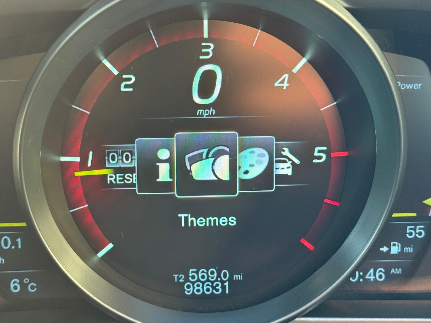 Used Volvo V40 2014 for sale - 77163436: Photo 41