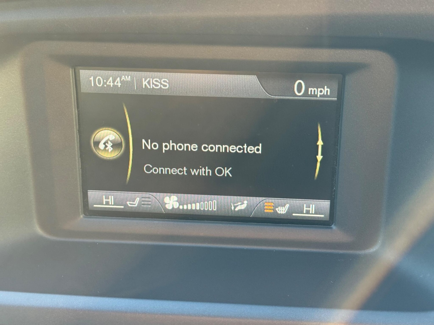 Used Volvo V40 2014 for sale - 77163436: Photo 46