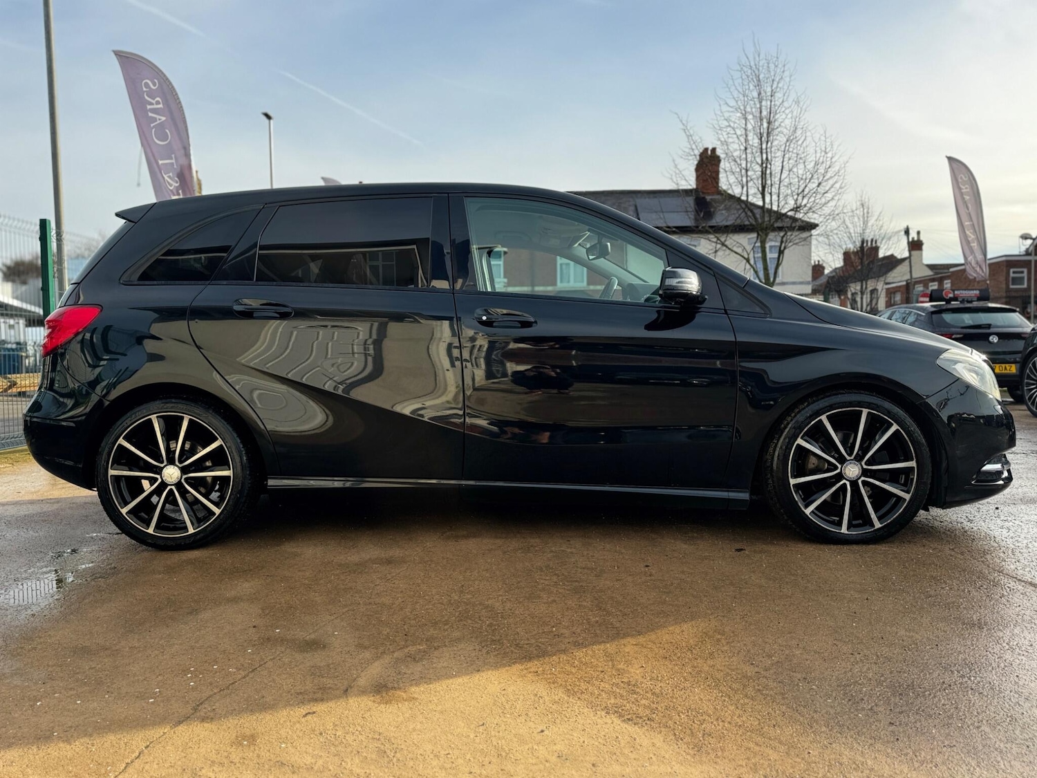 Used Mercedes-Benz B Class 2013 for sale - 77203176: Photo 21