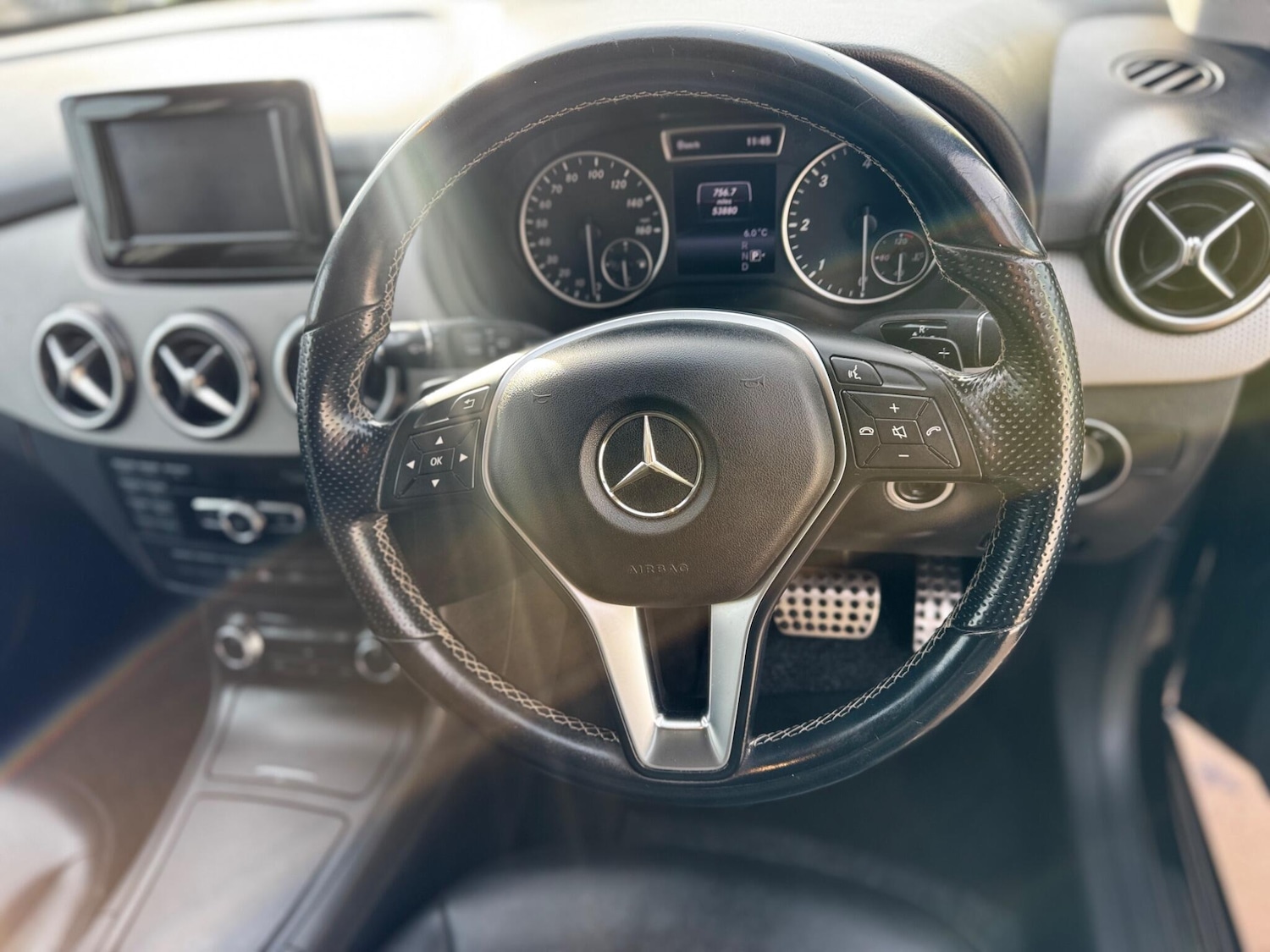 Used Mercedes-Benz B Class 2013 for sale - 77203176: Photo 27