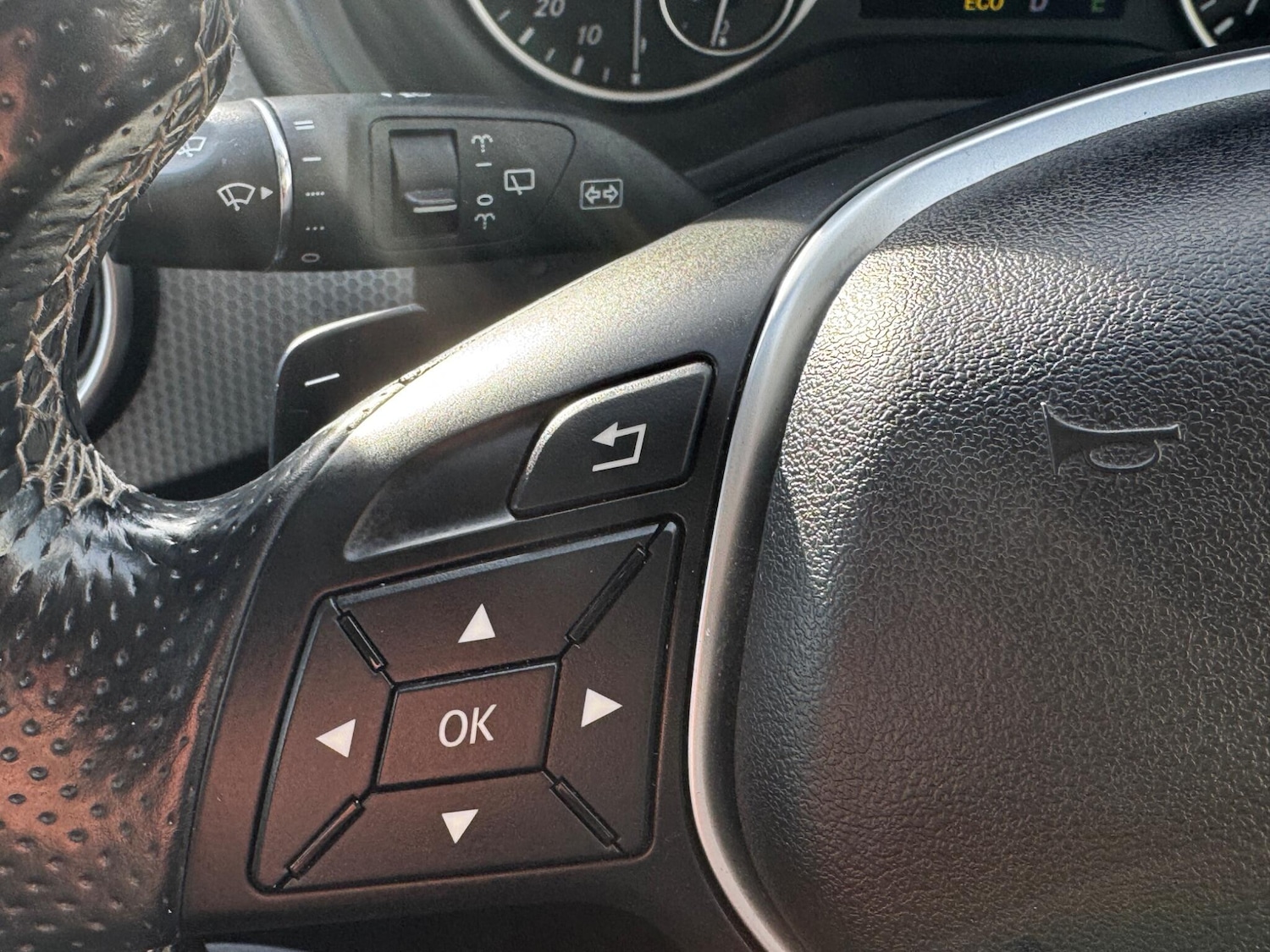 Used Mercedes-Benz B Class 2013 for sale - 77203176: Photo 39