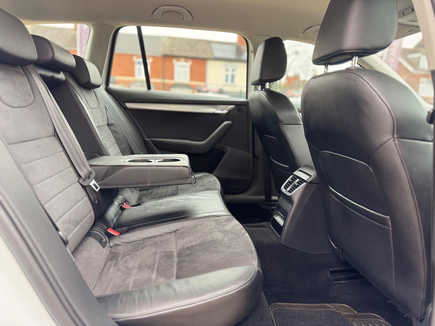 Used Skoda Octavia 2014 for sale - 77067271: Photo 30