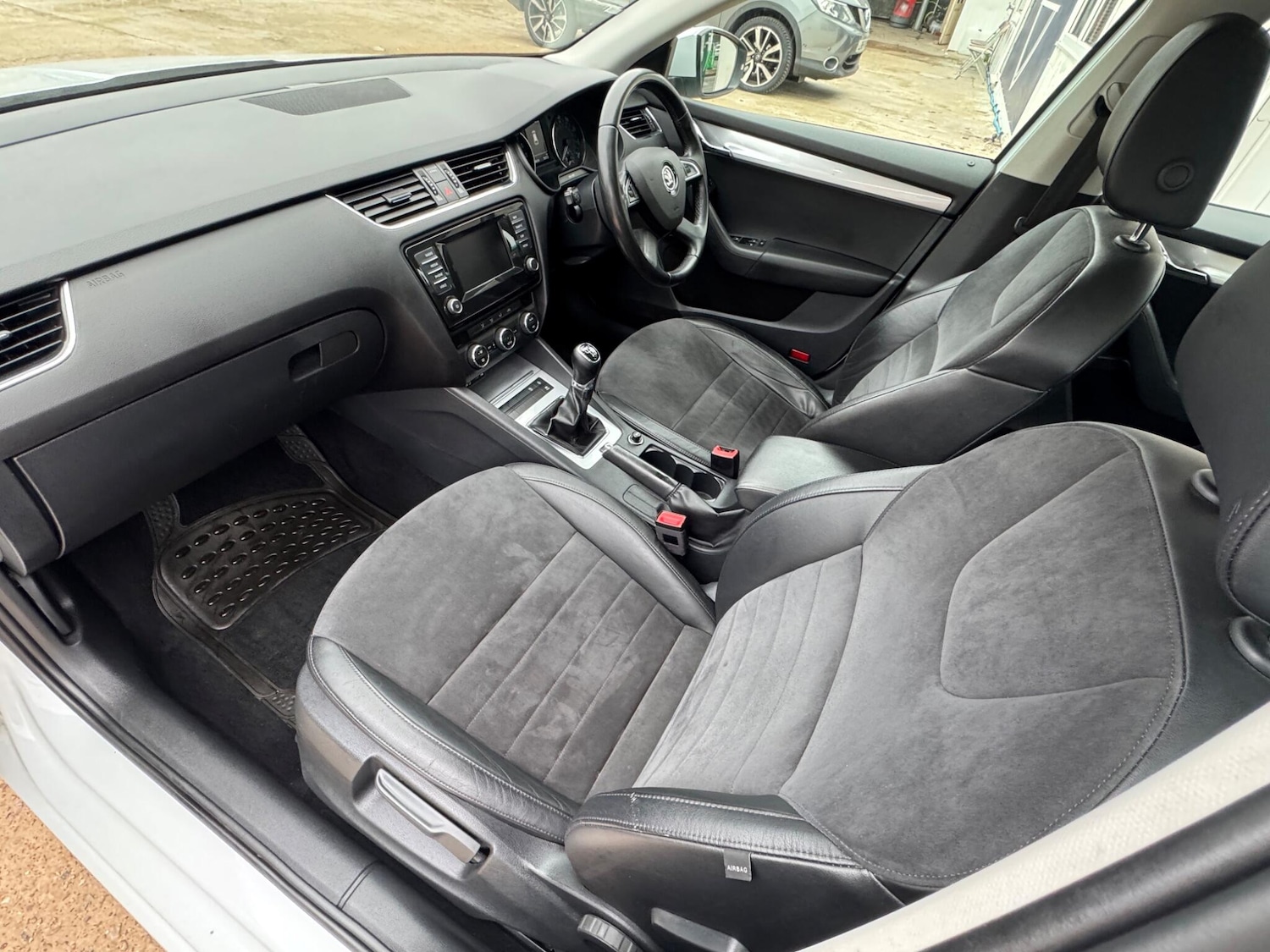 Used Skoda Octavia 2014 for sale - 77067271: Photo 31