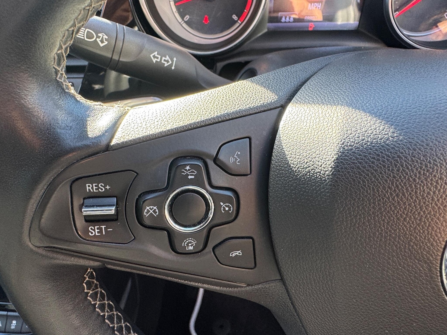 Used Vauxhall Astra 2016 for sale - 76446465: Photo 44