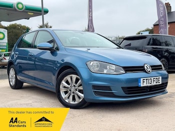 Volkswagen - Golf