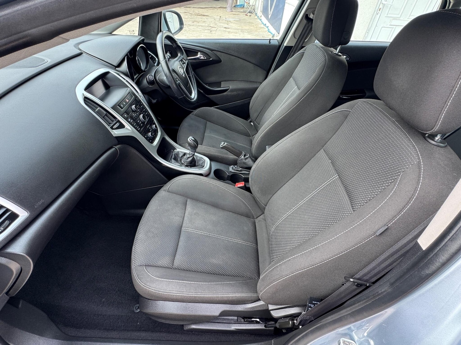 Used Vauxhall Astra for sale - 78136245: Photo 31