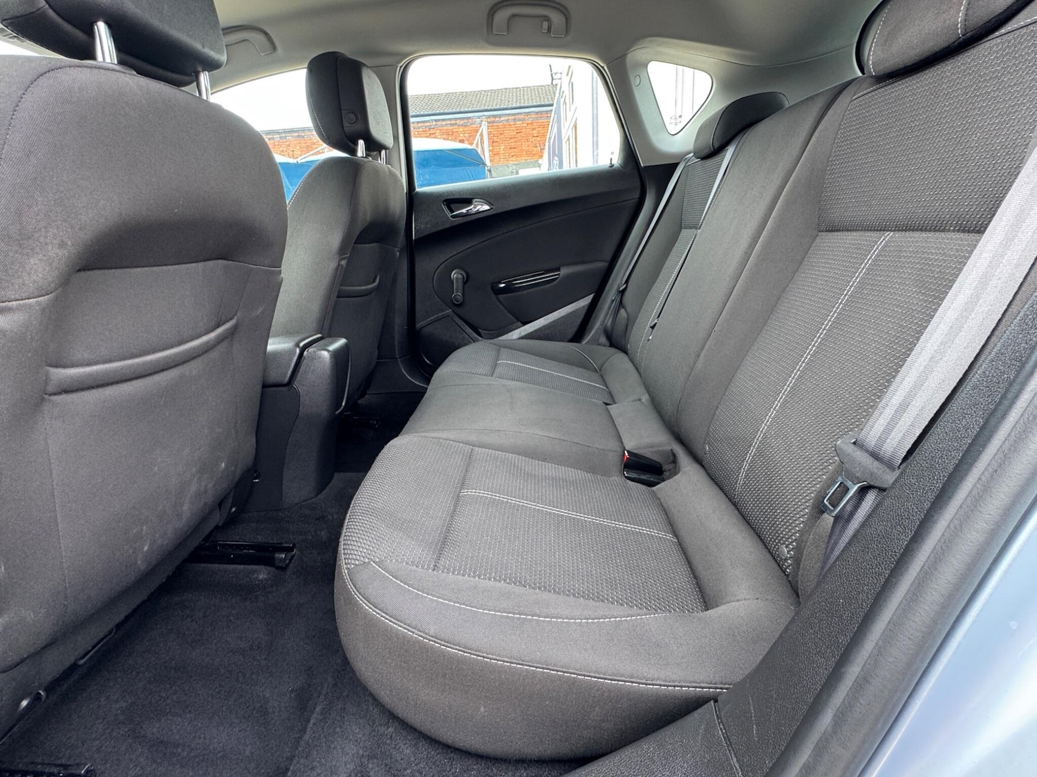 Used Vauxhall Astra for sale - 78136245: Photo 32