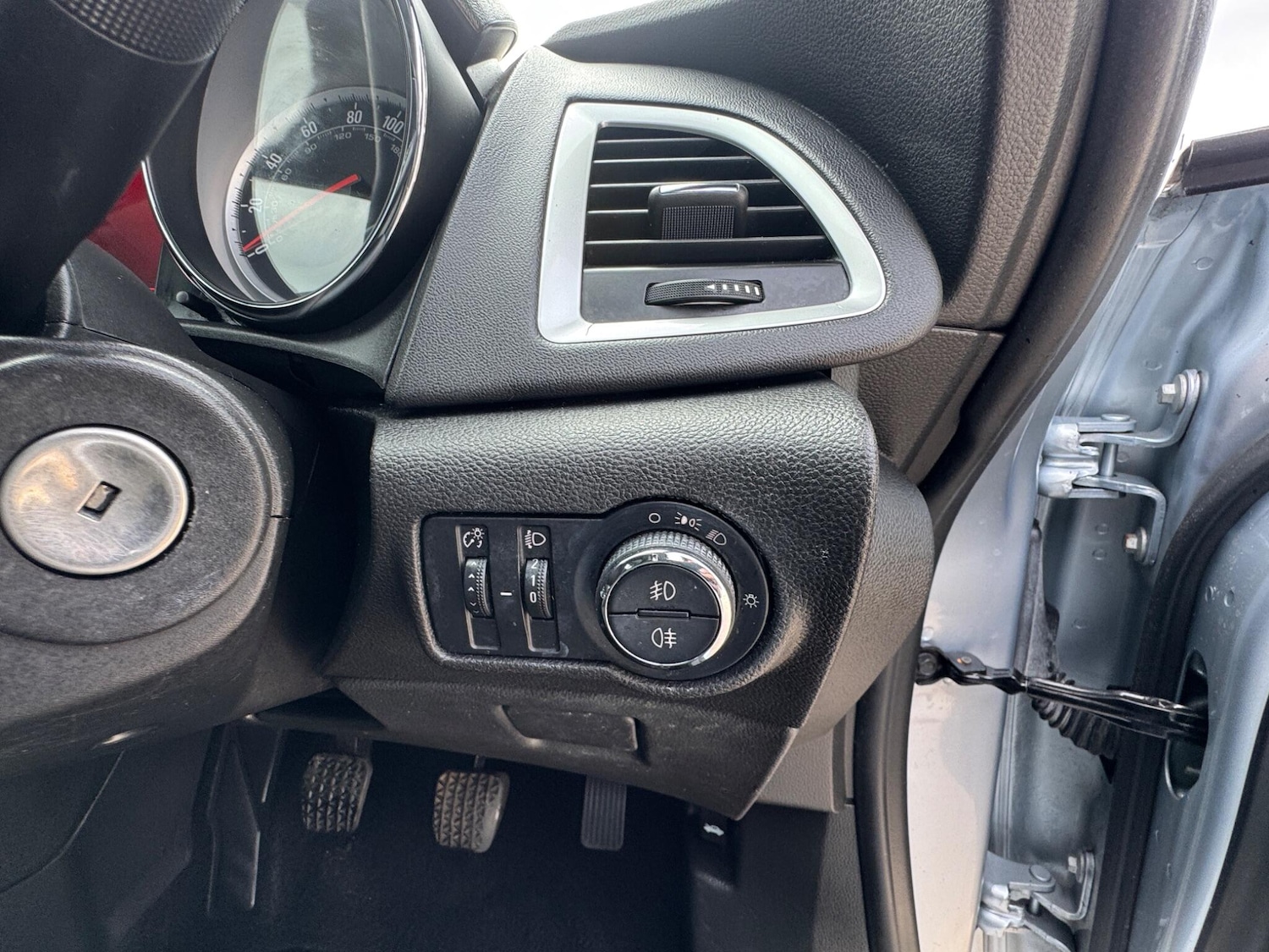 Used Vauxhall Astra for sale - 78136245: Photo 34