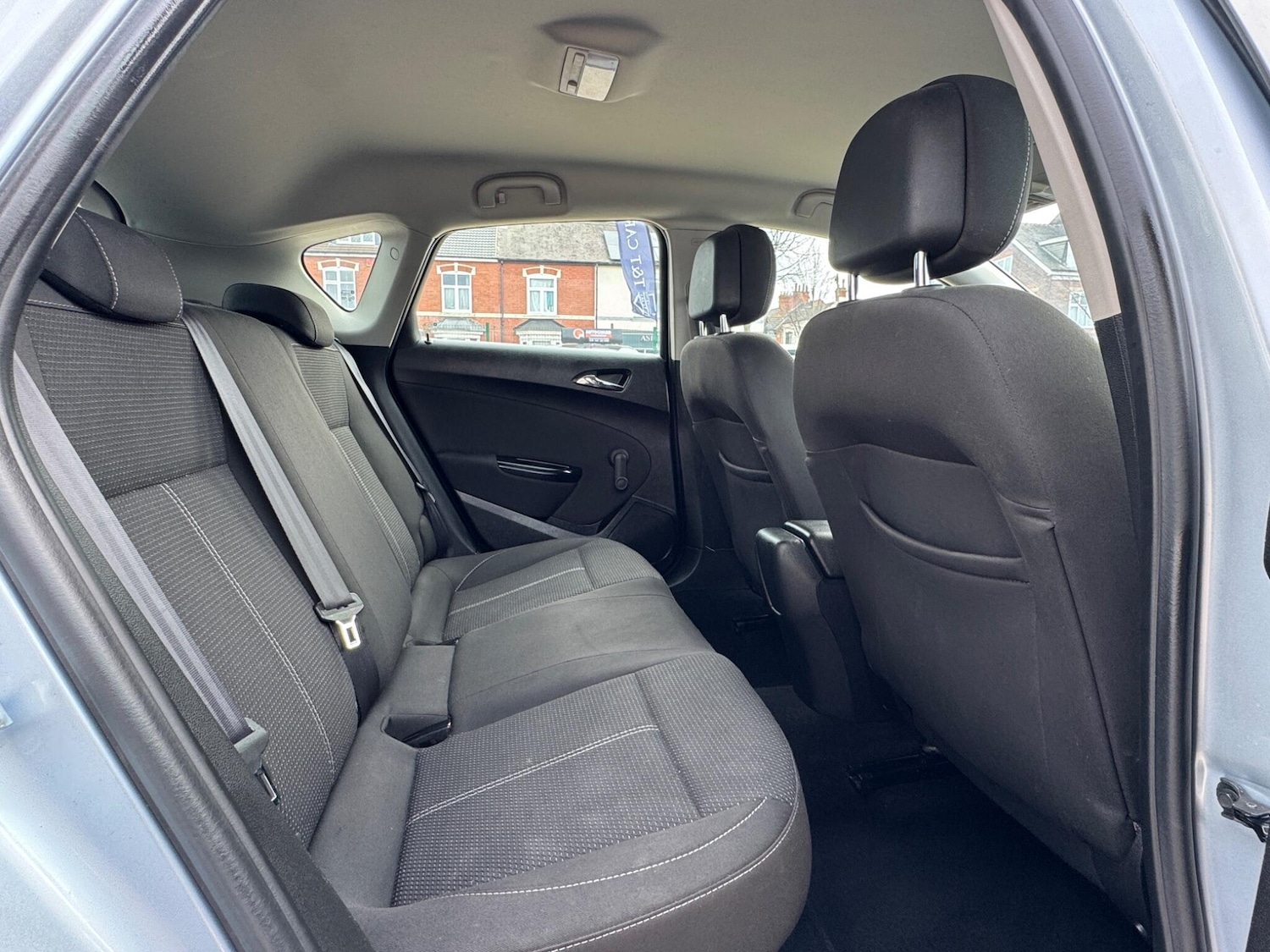 Used Vauxhall Astra for sale - 78136245: Photo 5