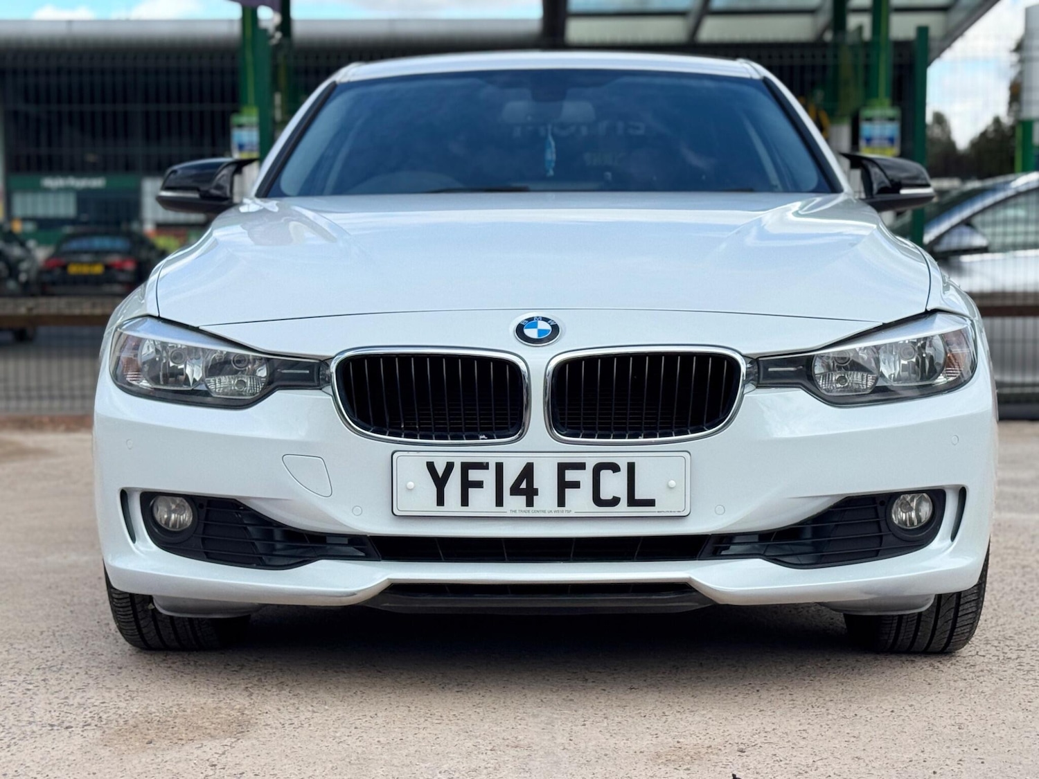 Used BMW 3 Series 2014 for sale - 75647388: Photo 2