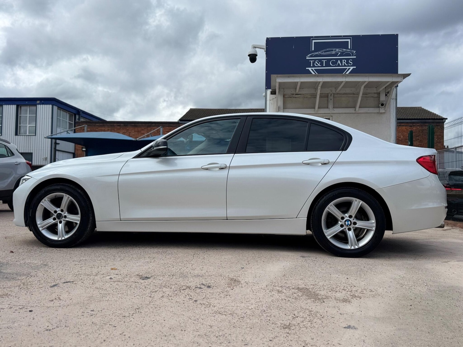 Used BMW 3 Series 2014 for sale - 75647388: Photo 27