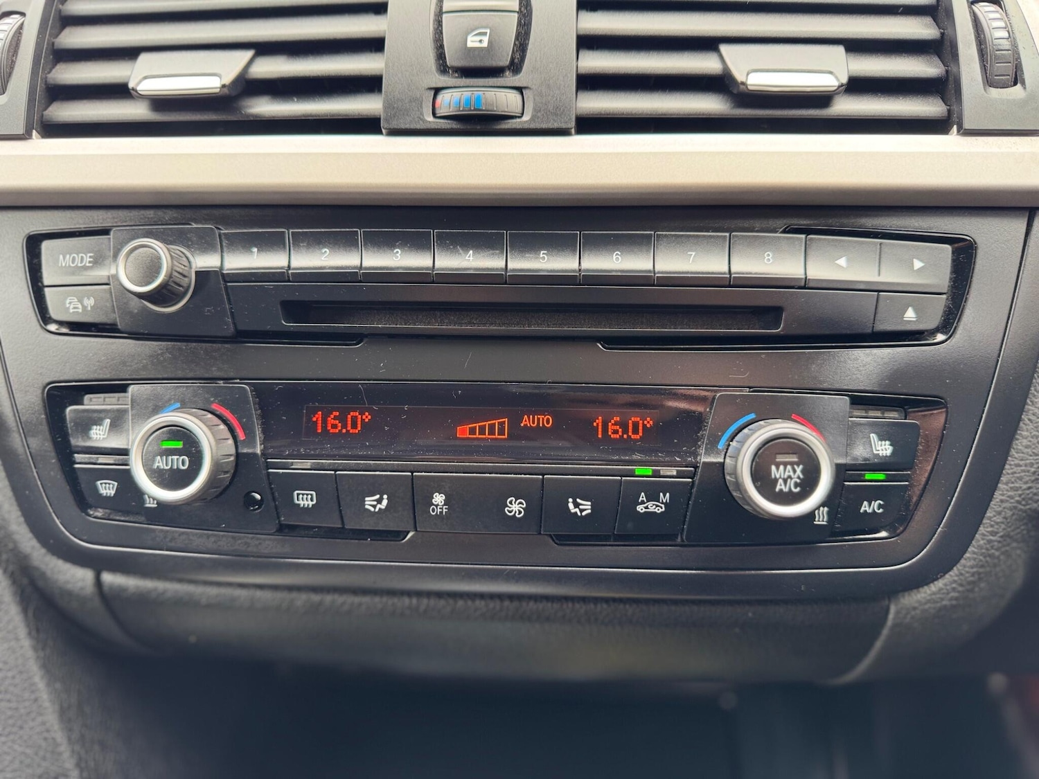 Used BMW 3 Series 2014 for sale - 75647388: Photo 44