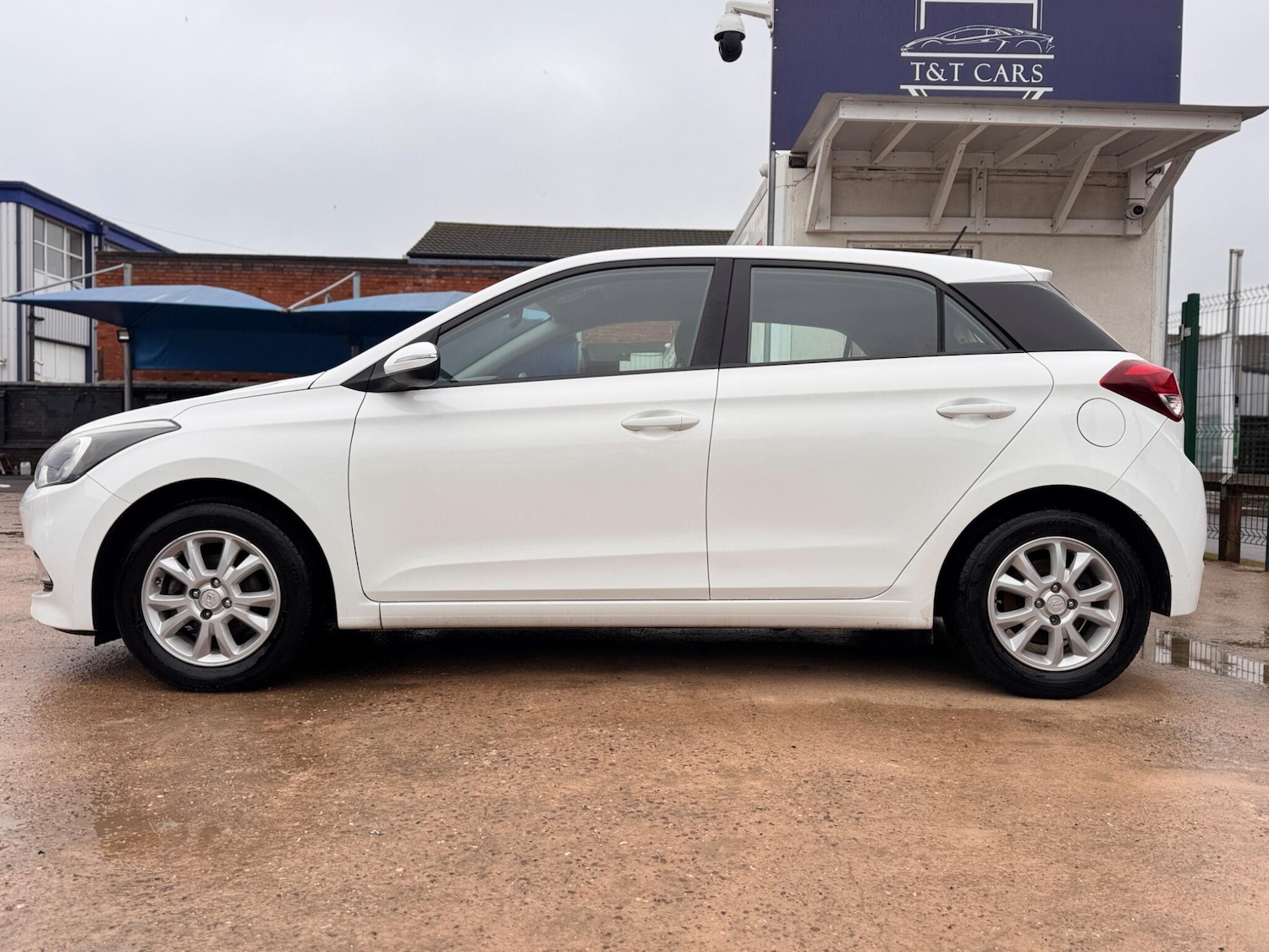 Used Hyundai i20 2017 for sale - 77278554: Photo 21