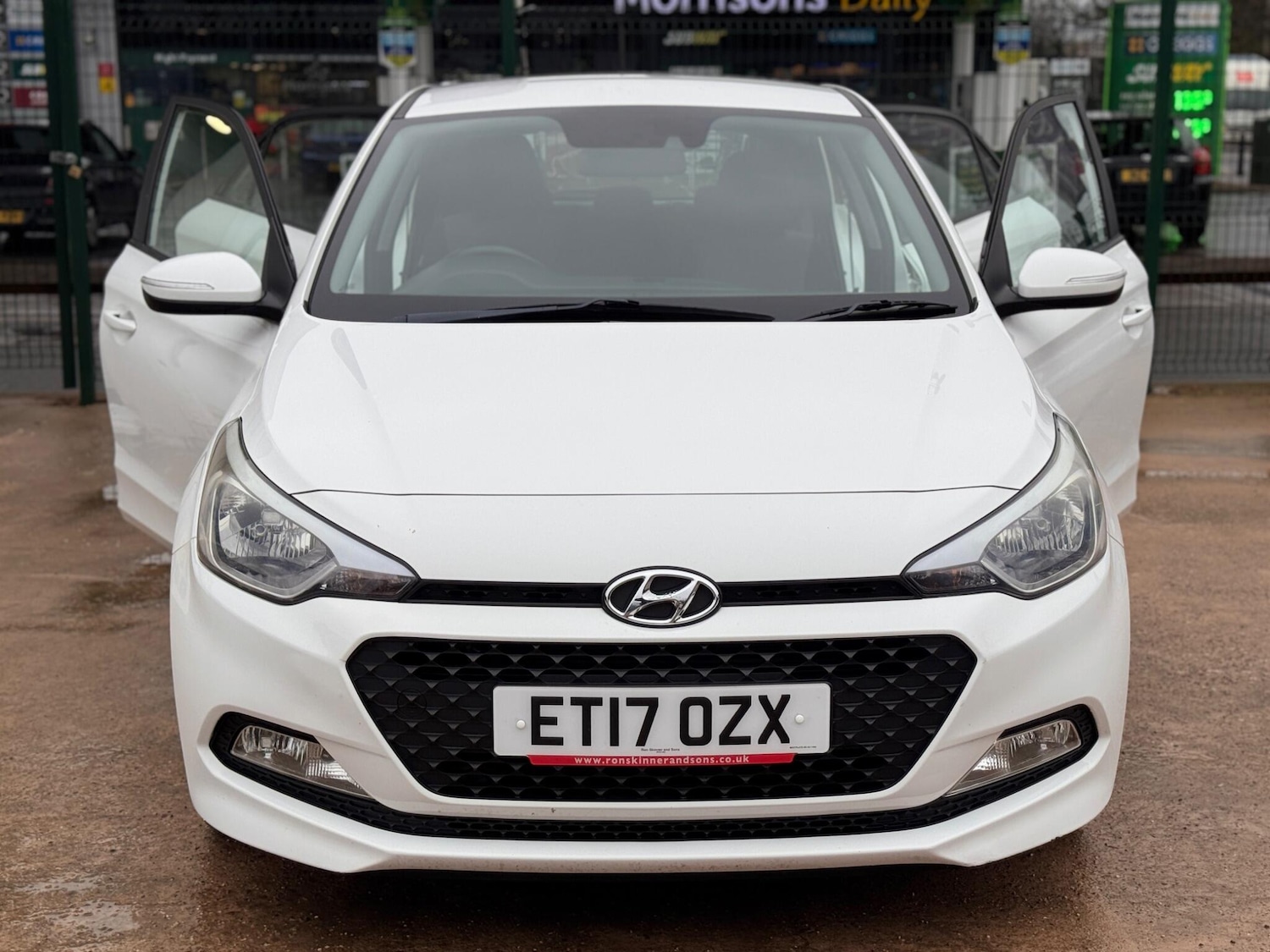 Used Hyundai i20 2017 for sale - 77278554: Photo 25