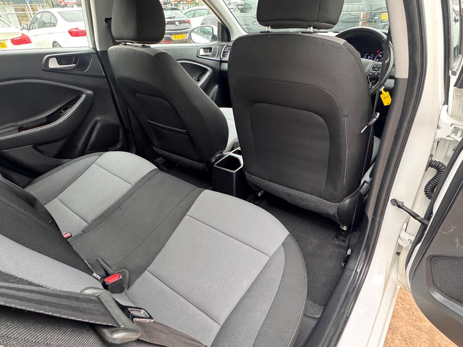 Used Hyundai i20 2017 for sale - 77278554: Photo 6