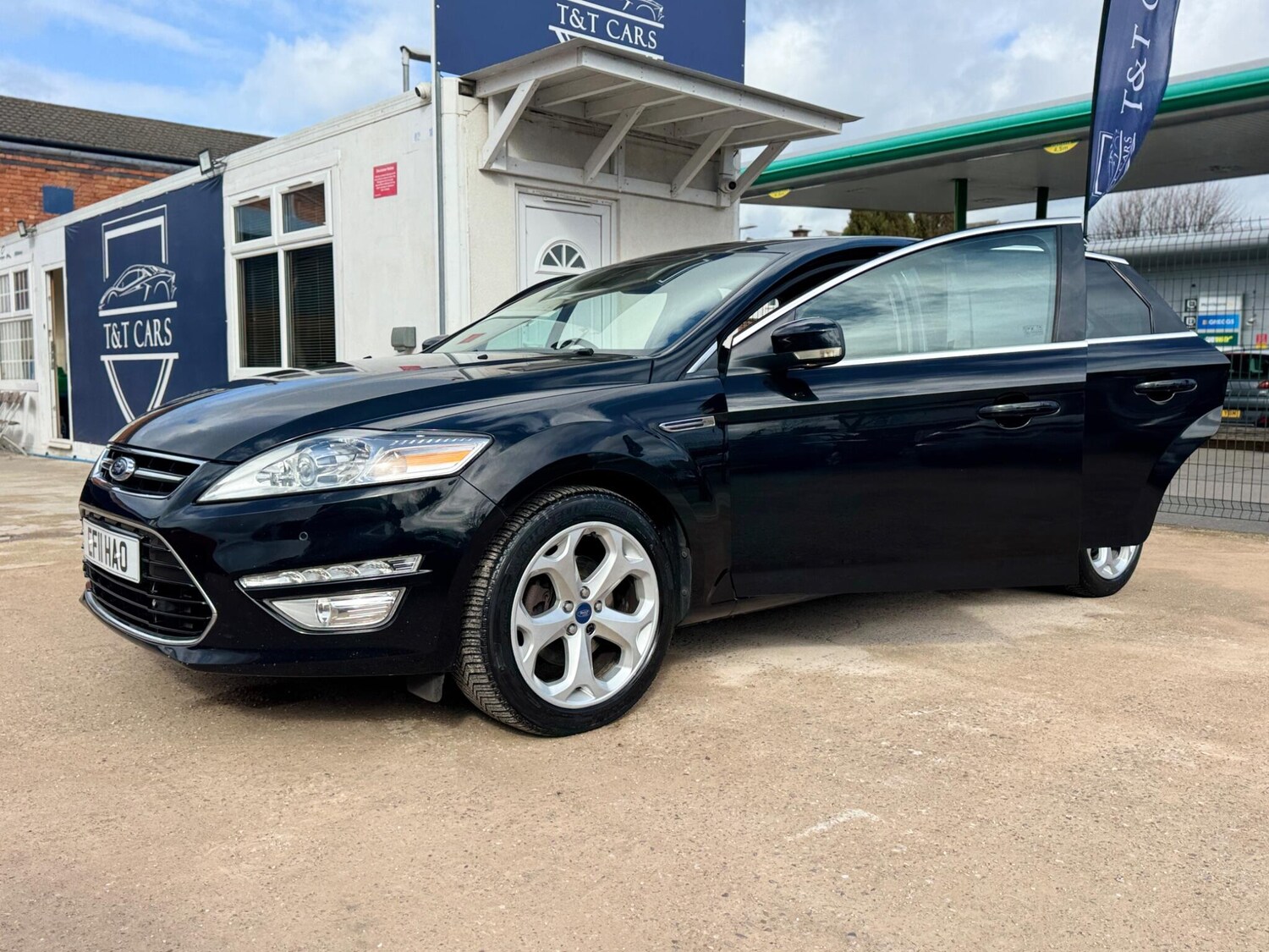 Used Ford Mondeo 2011 for sale - 77838620: Photo 21