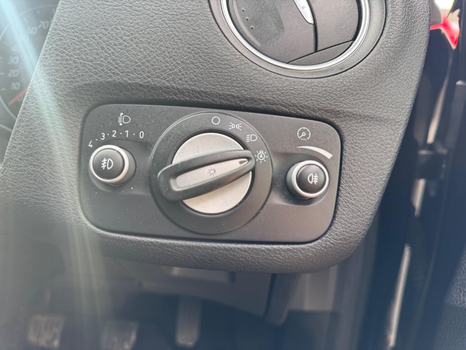 Used Ford Mondeo 2011 for sale - 77838620: Photo 42