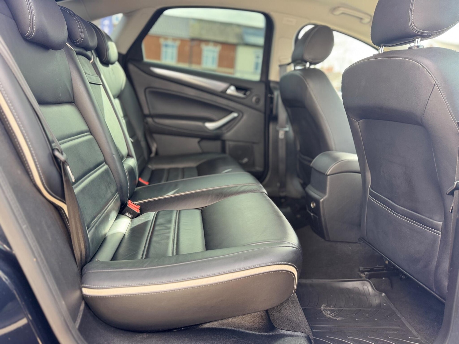 Used Ford Mondeo 2011 for sale - 77838620: Photo 6