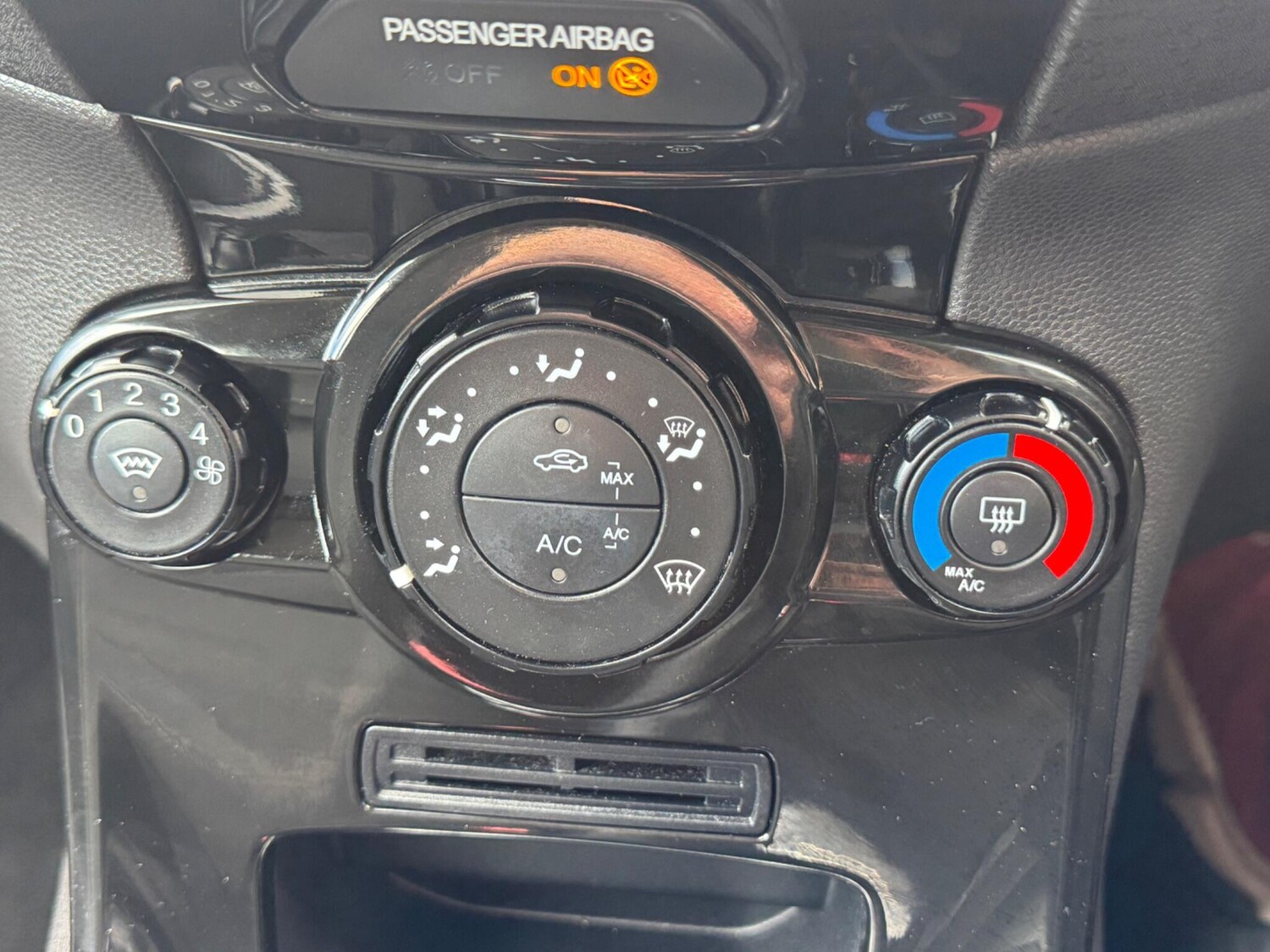 Used Ford Fiesta for sale - 78057861: Photo 38