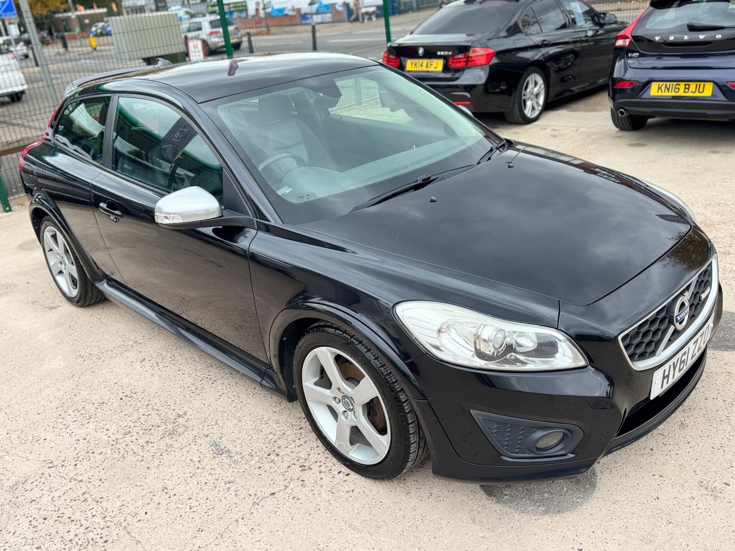 Used Volvo C30 2011 for sale - 76226332: Photo 10