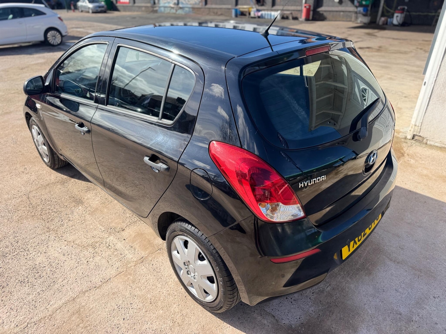 Used Hyundai i20 2012 for sale - 77882515: Photo 12