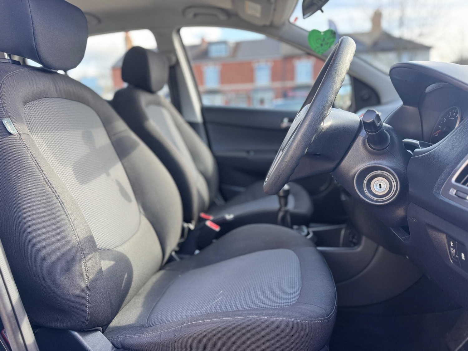 Used Hyundai i20 2012 for sale - 77882515: Photo 23