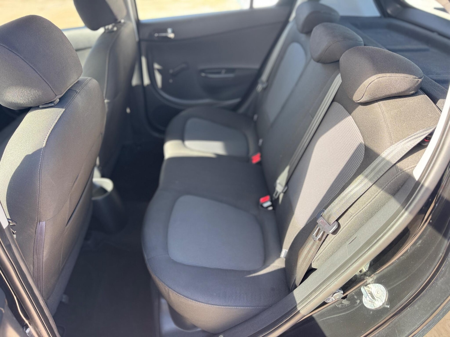 Used Hyundai i20 2012 for sale - 77882515: Photo 29