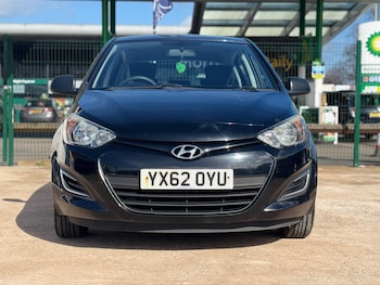 Used Hyundai i20 2012 for sale - 77882515: Photo