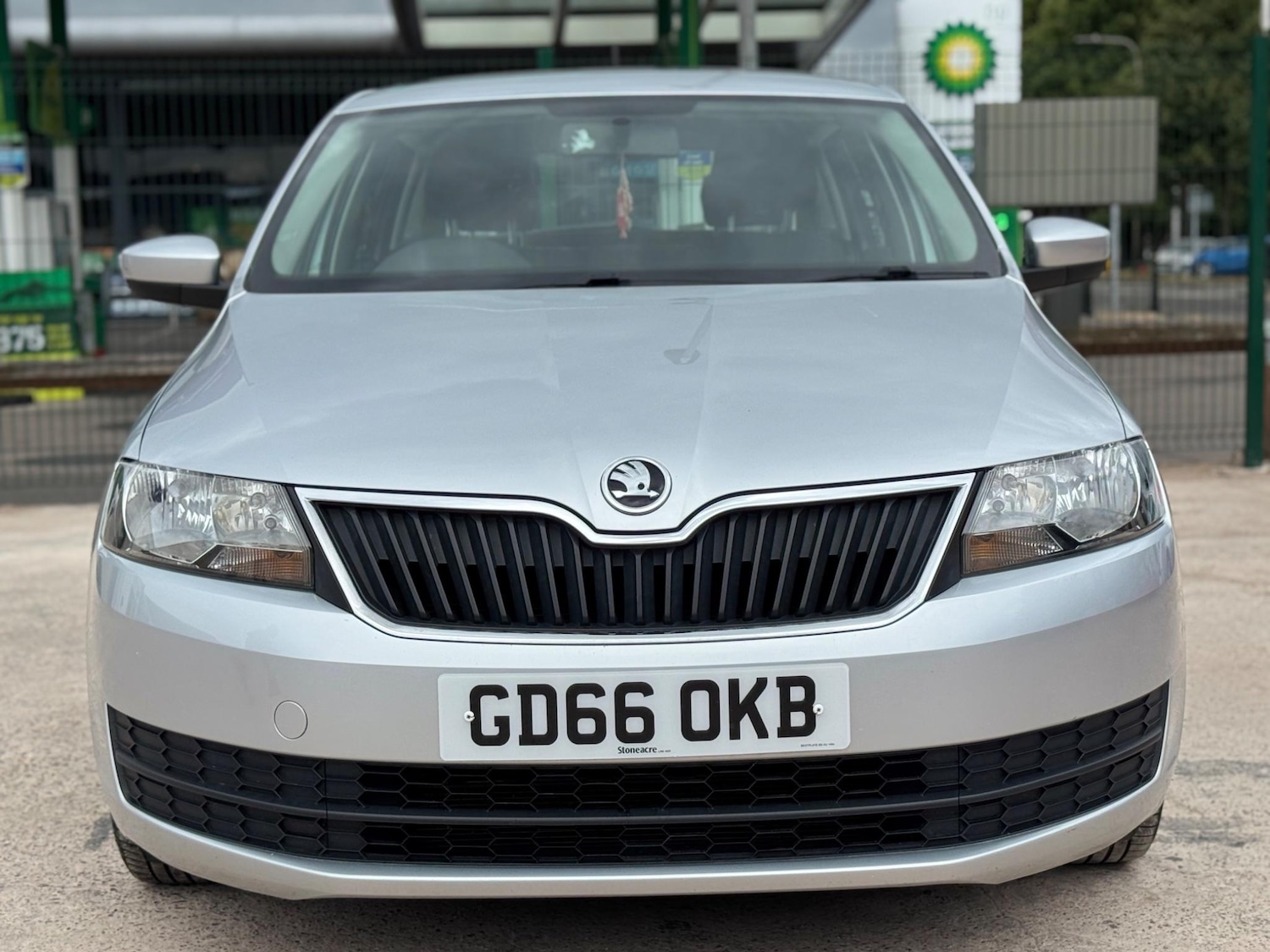 Used Skoda Rapid Spaceback 2016 for sale - 76988092: Photo 2