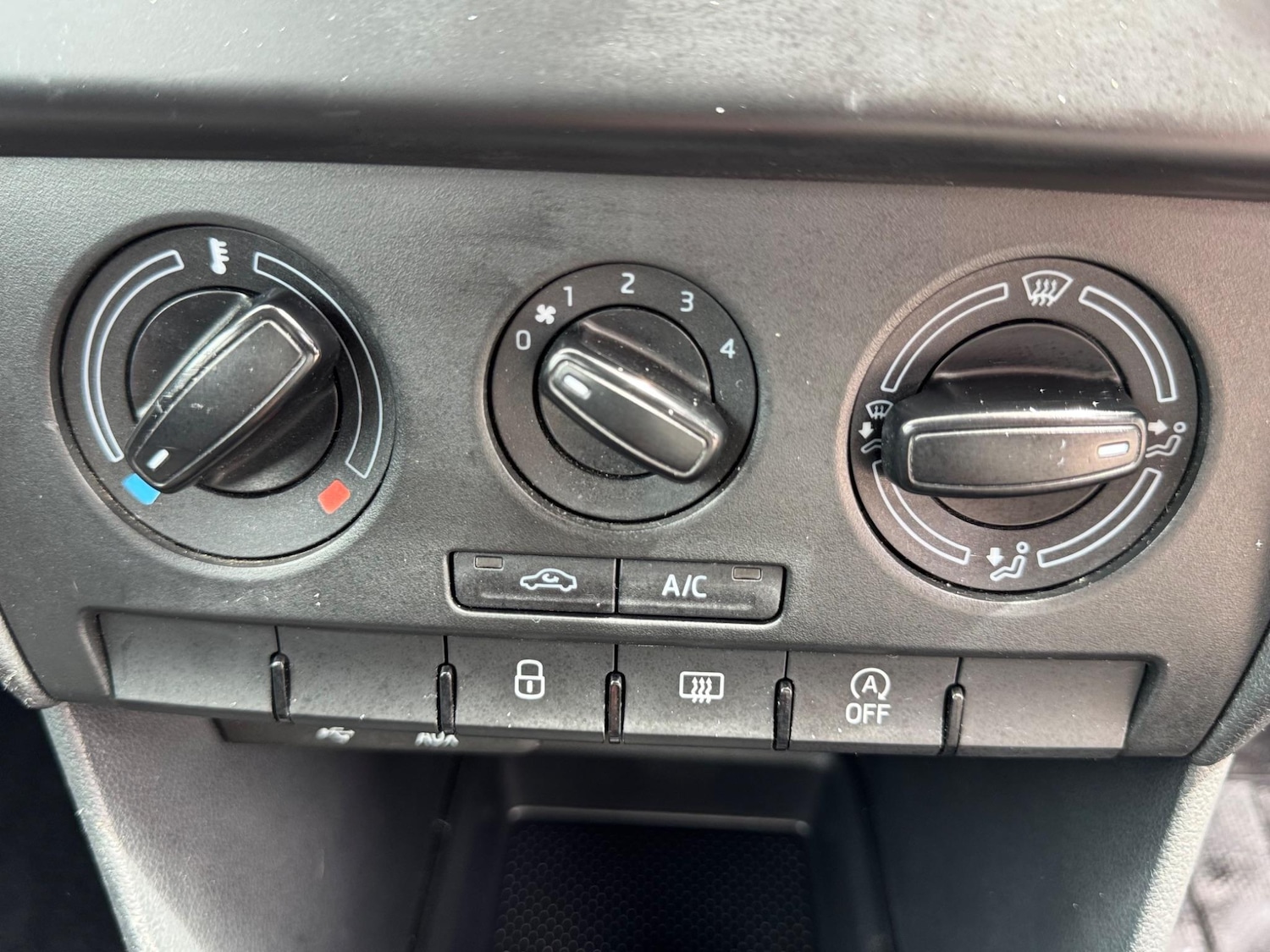 Used Skoda Rapid Spaceback 2016 for sale - 76988092: Photo 34