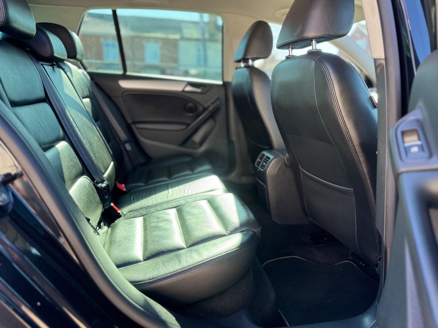 Used Volkswagen Golf 2012 for sale - 78156637: Photo 5