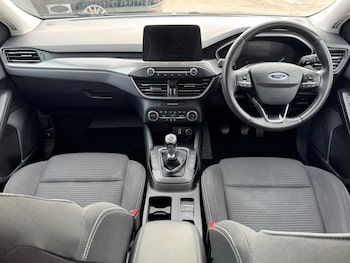 Used Ford Focus 2018 for sale - 76990255: Photo