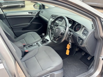 Used Volkswagen Golf 2014 for sale - 75965523: Photo