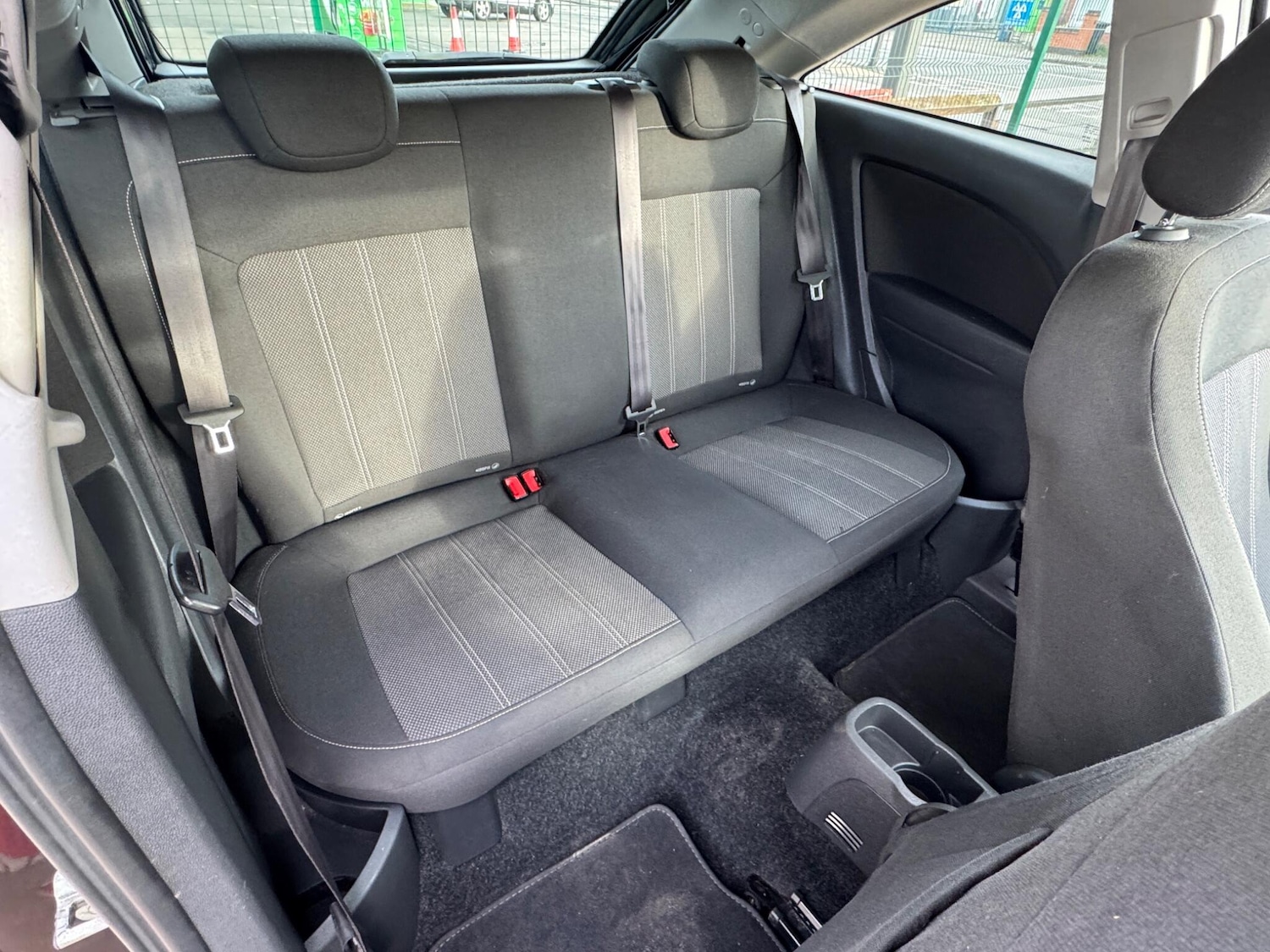 Used Vauxhall Corsa 2015 for sale - 76942367: Photo 27