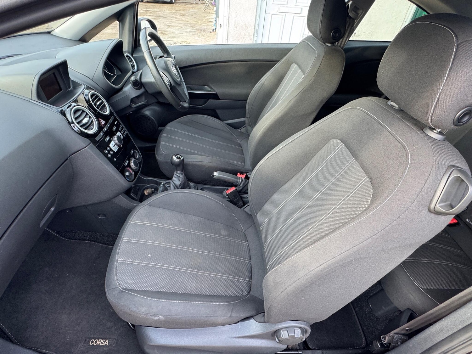 Used Vauxhall Corsa 2015 for sale - 76942367: Photo 29