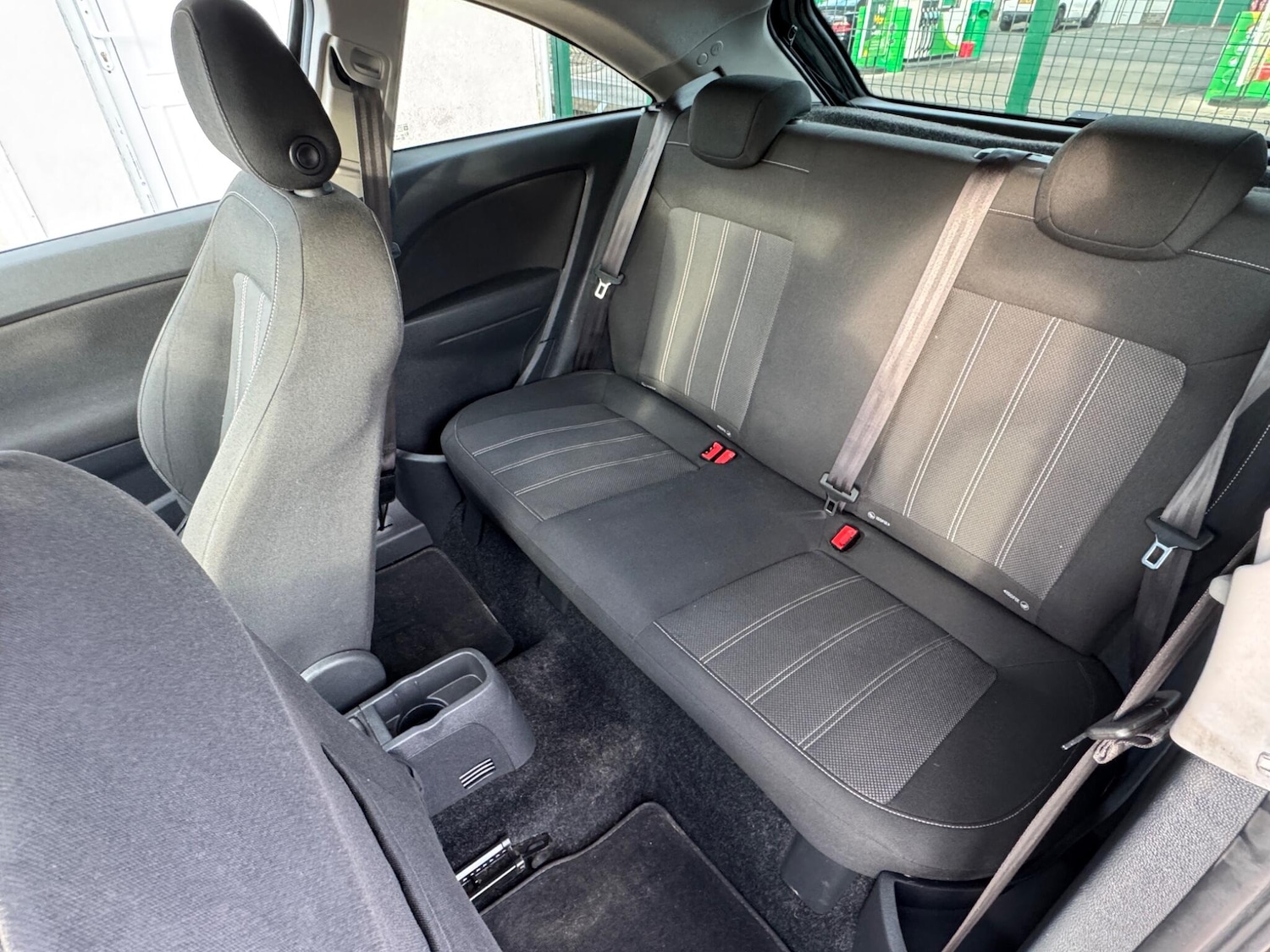 Used Vauxhall Corsa 2015 for sale - 76942367: Photo 33