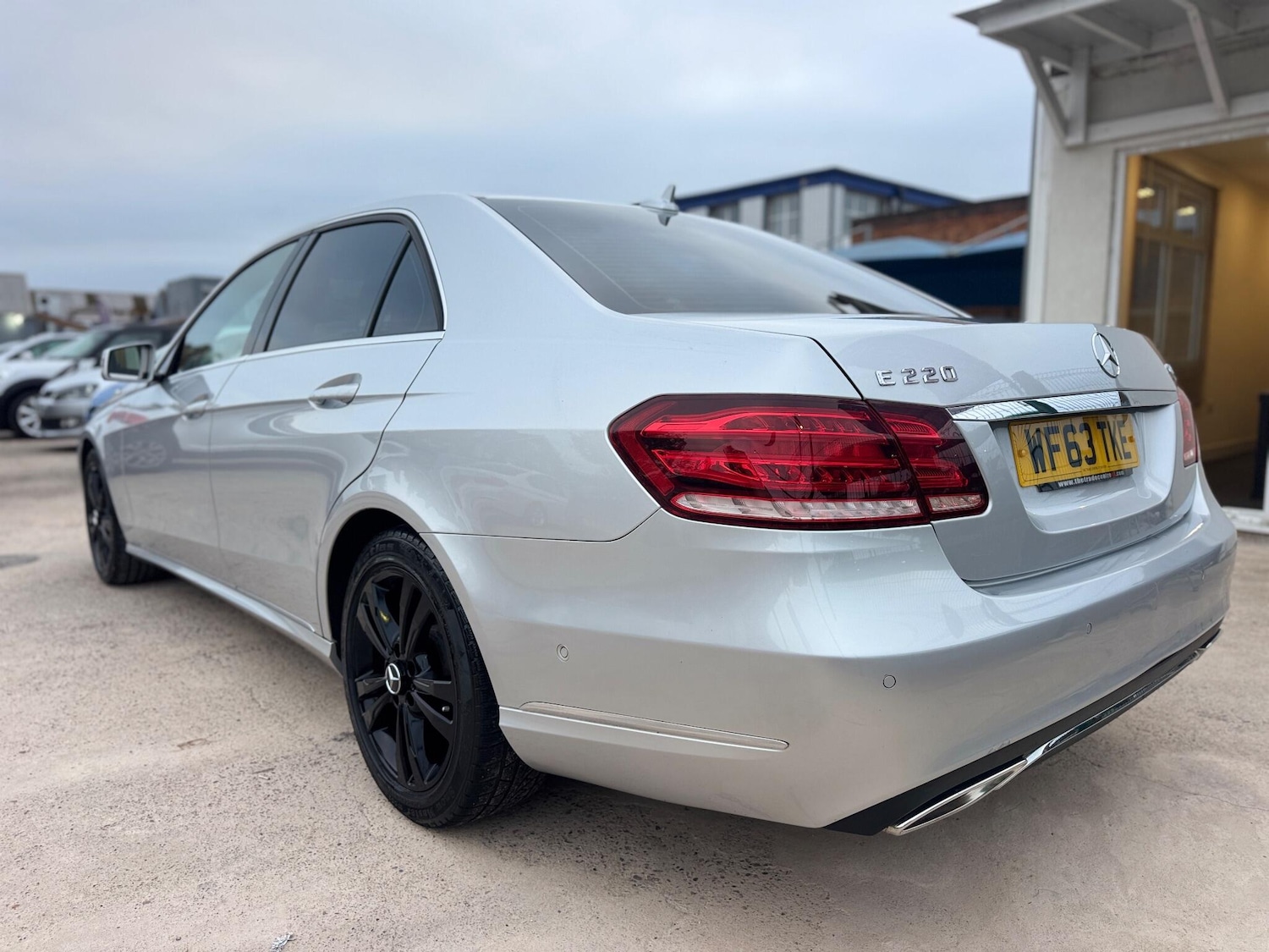 Used Mercedes-Benz E Class 2013 for sale - 76446478: Photo 13