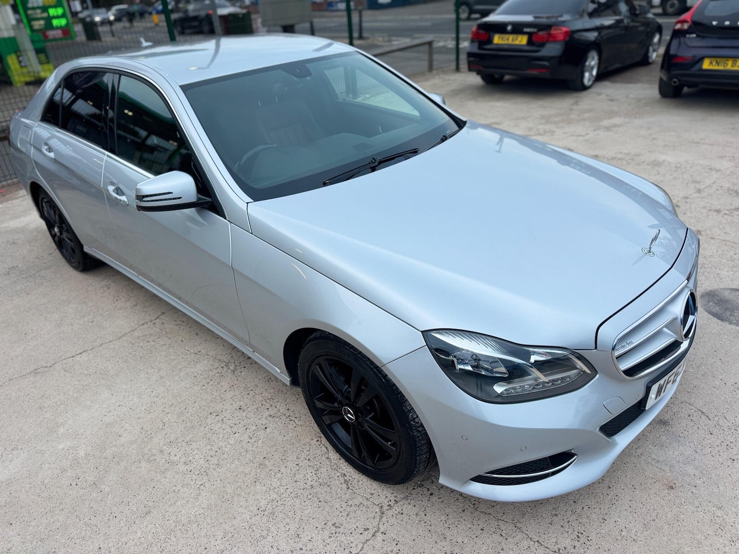 Used Mercedes-Benz E Class 2013 for sale - 76446478: Photo 16