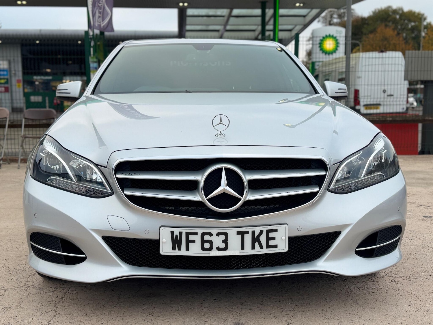 Used Mercedes-Benz E Class 2013 for sale - 76446478: Photo 2