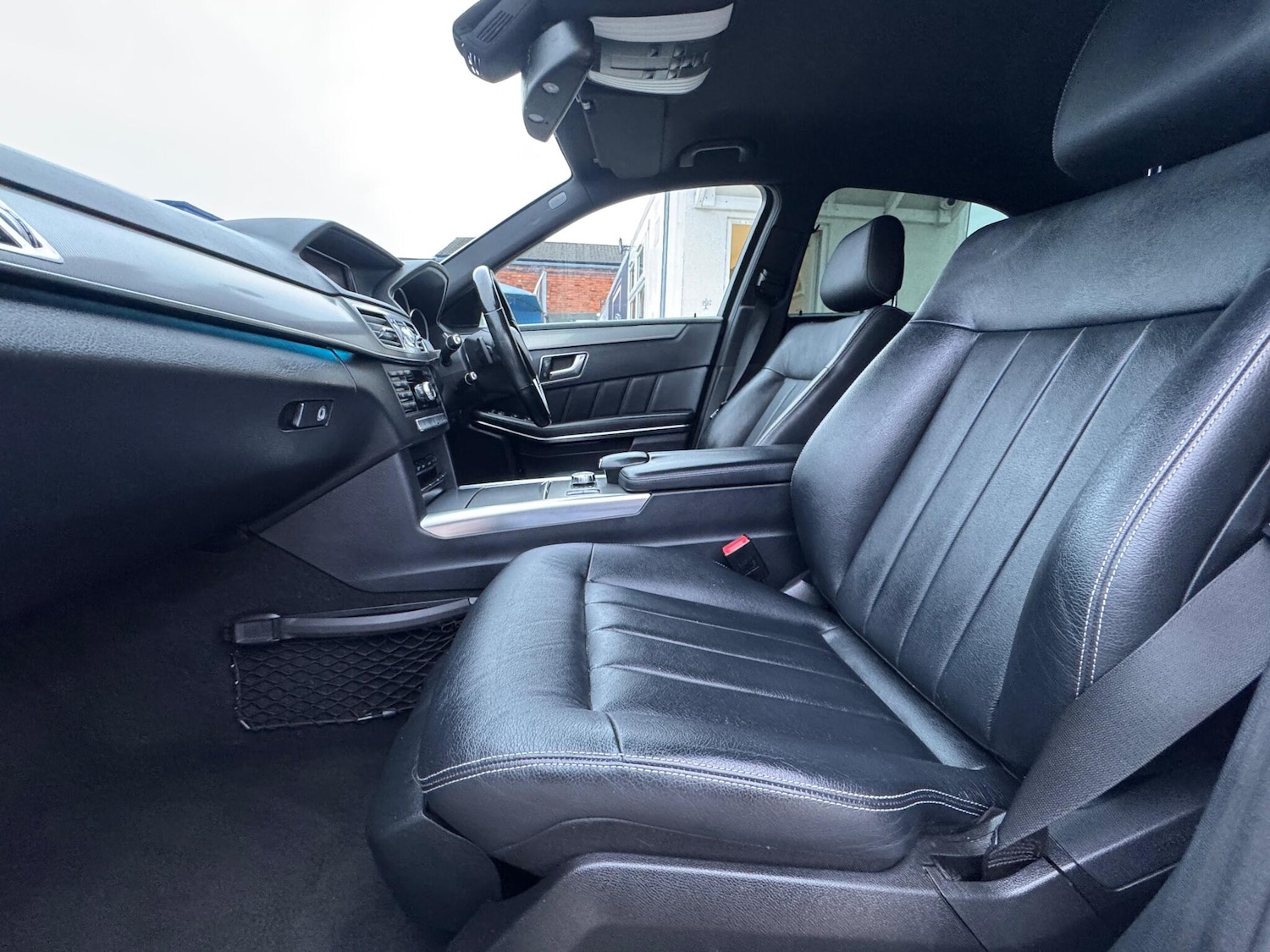 Used Mercedes-Benz E Class 2013 for sale - 76446478: Photo 33