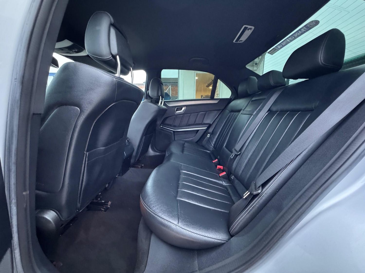 Used Mercedes-Benz E Class 2013 for sale - 76446478: Photo 34