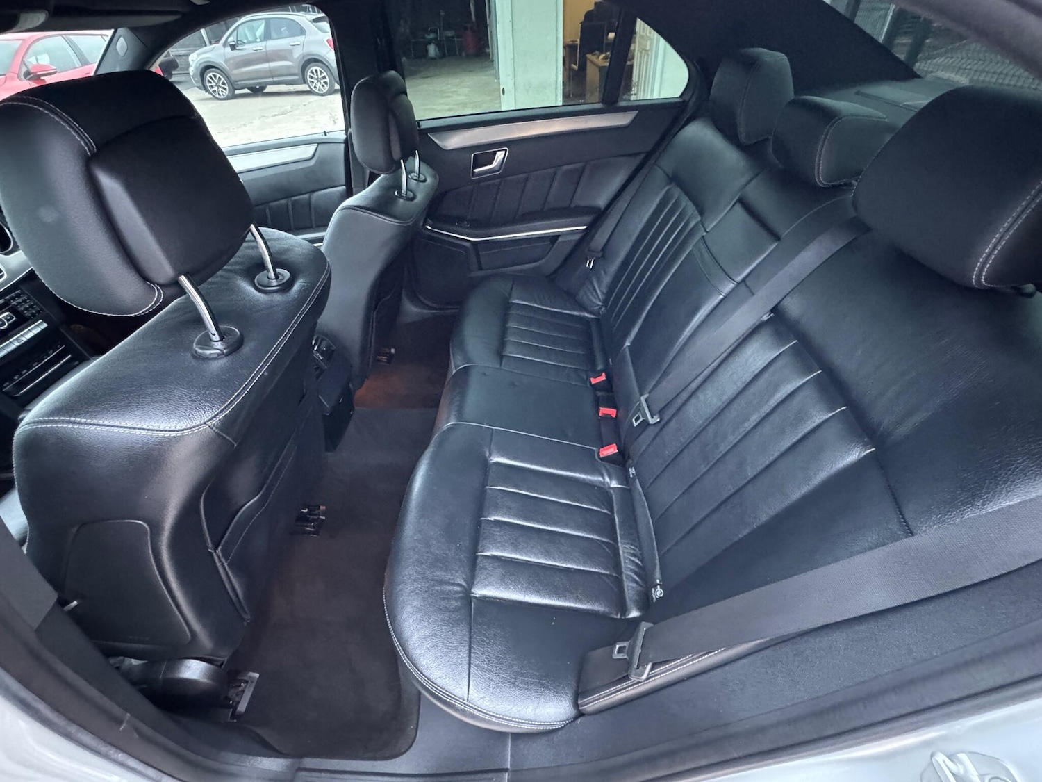 Used Mercedes-Benz E Class 2013 for sale - 76446478: Photo 36