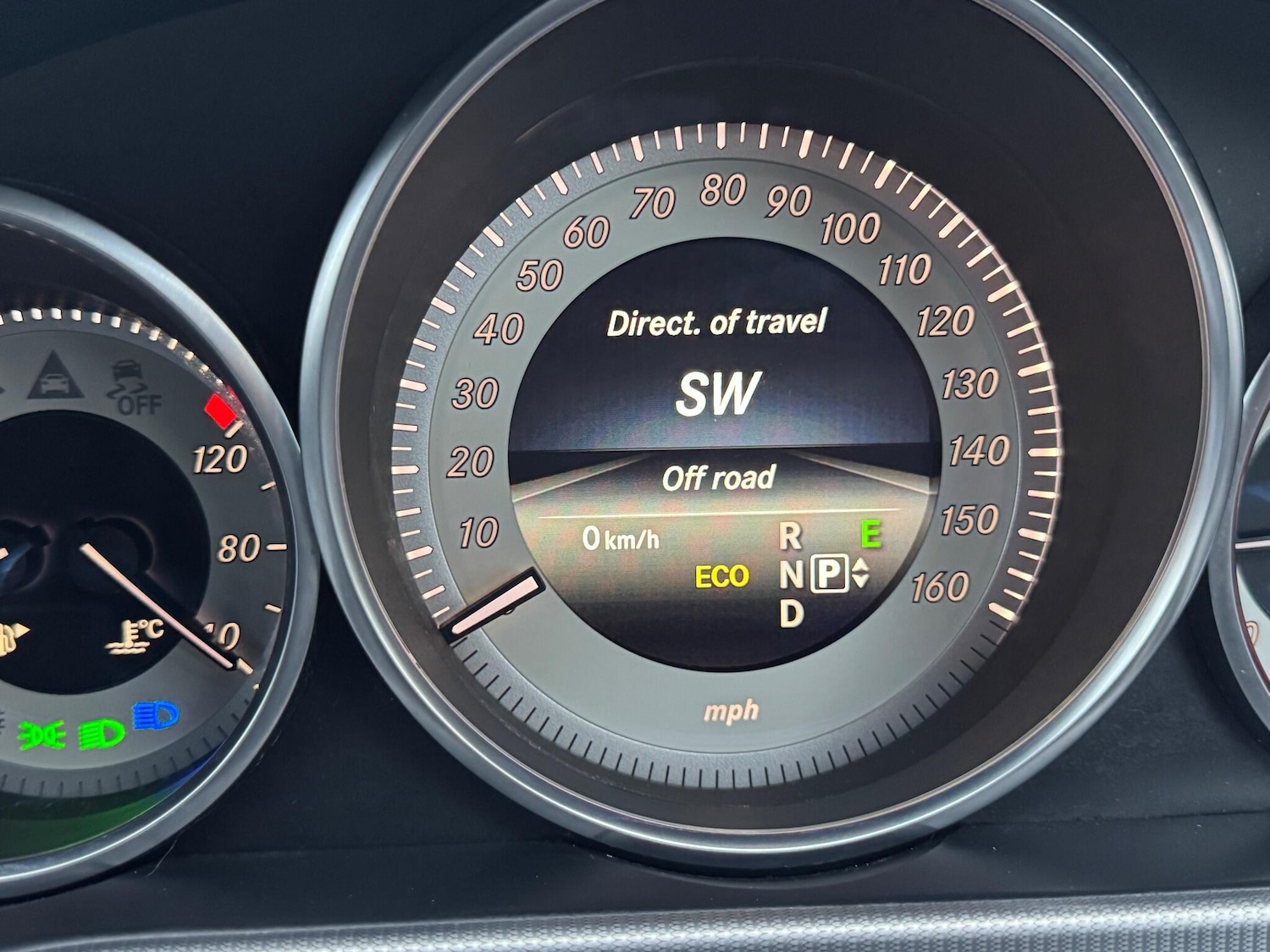 Used Mercedes-Benz E Class 2013 for sale - 76446478: Photo 48